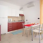 Maria 3*