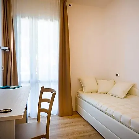 Maria Hotel 3*